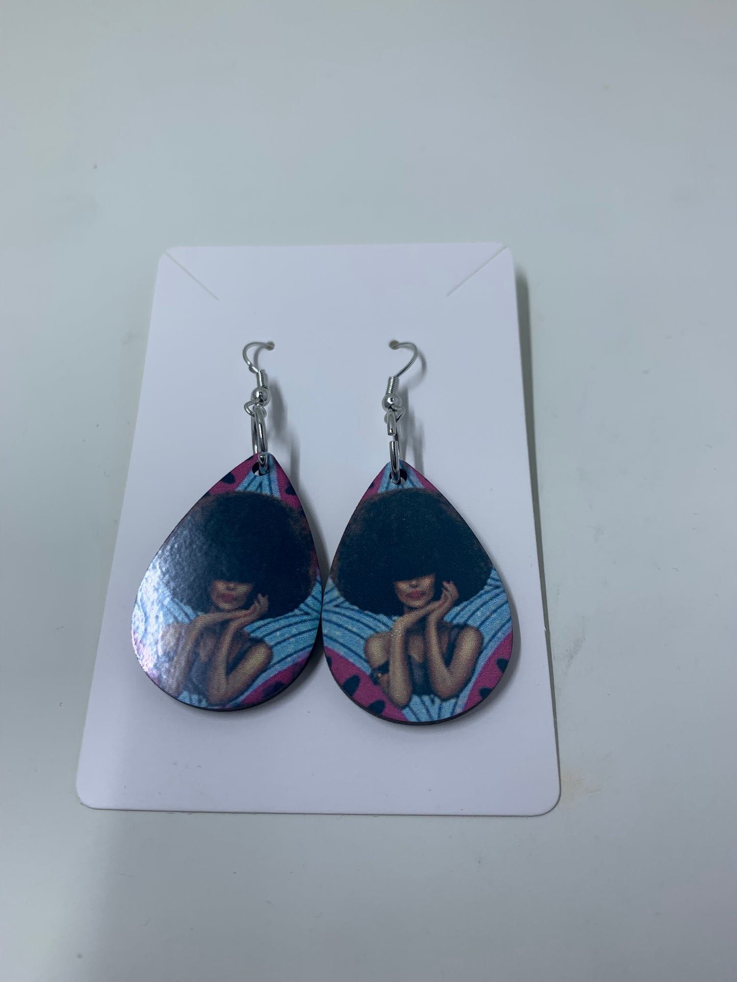 Lavish Queen Earrings